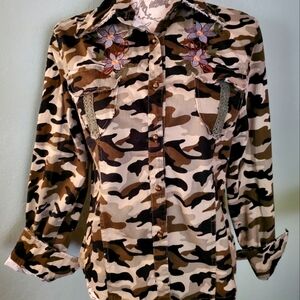 Junior's Camouflage Button Down Shirt